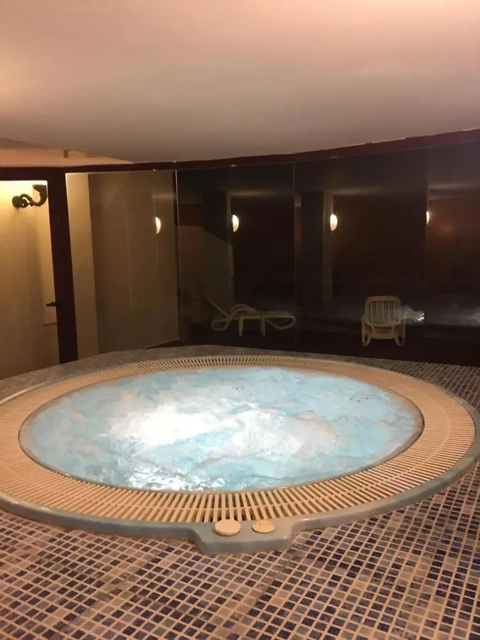 Puerta Del Mar, Atico&Spa Incluido En Primer Linea Benalmádena 0*,  Spanje